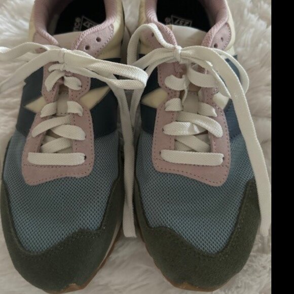 New Balance Blue and Green Athletic Shoes - Picture 1 of 5
